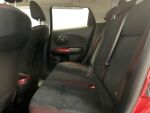 Nissan Juke 2011 Punainen