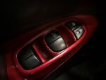 Nissan Juke 2011 Punainen