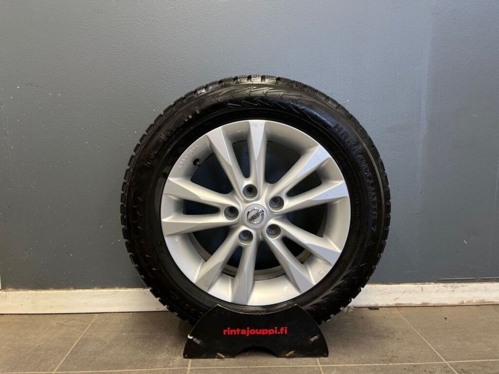 Nissan Juke 2011 Punainen