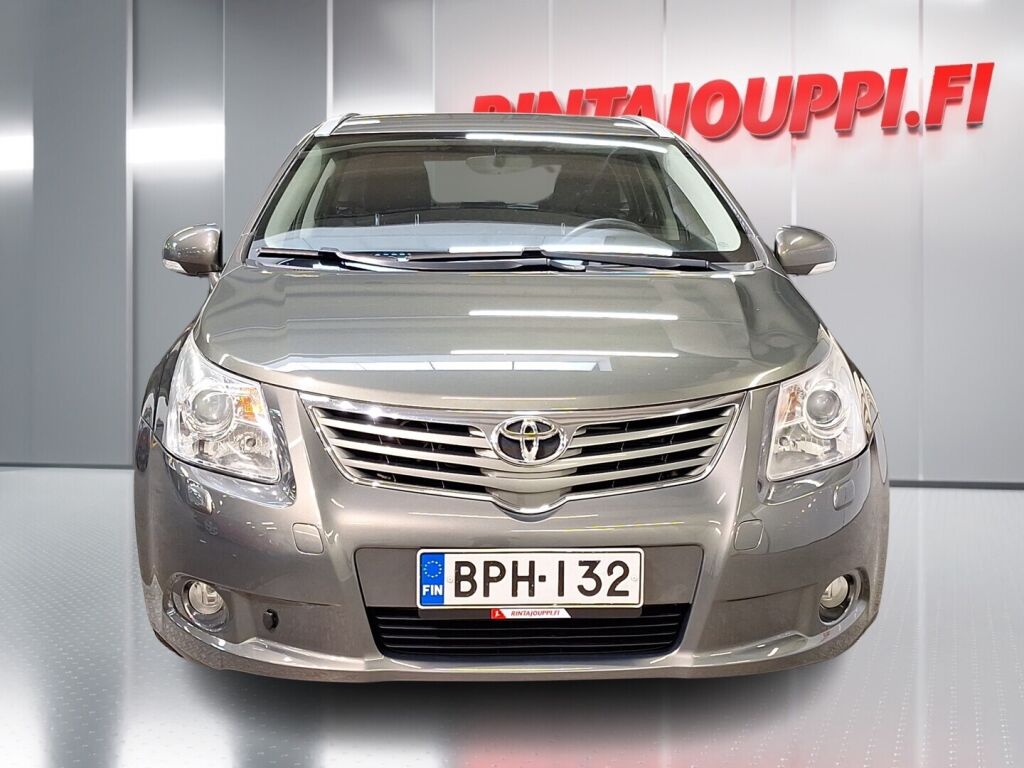 Toyota Avensis 2012 Vihreä