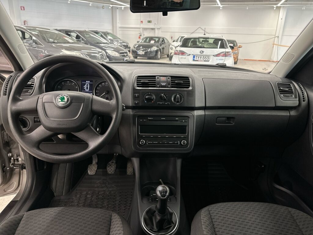Skoda Roomster 2012 Ruskea (beige)