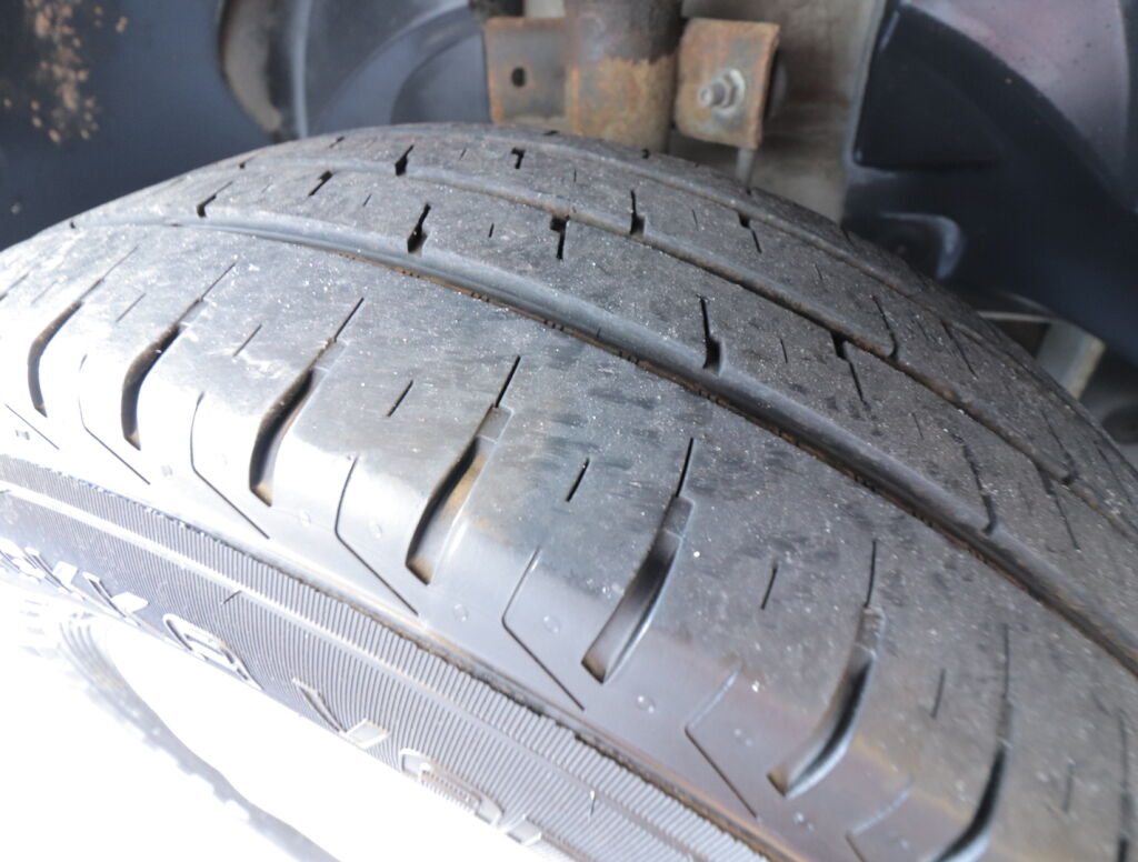 Adria MATRIX SUPREME M 687 SL 2012 Valkoinen