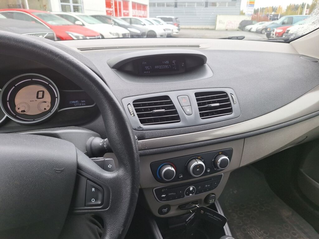 Renault MEGANE 2012 Ruskea