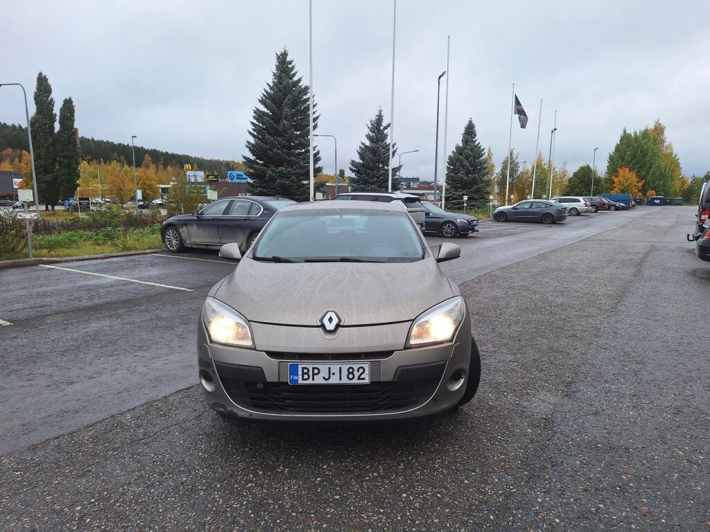 Renault MEGANE 2012 Ruskea