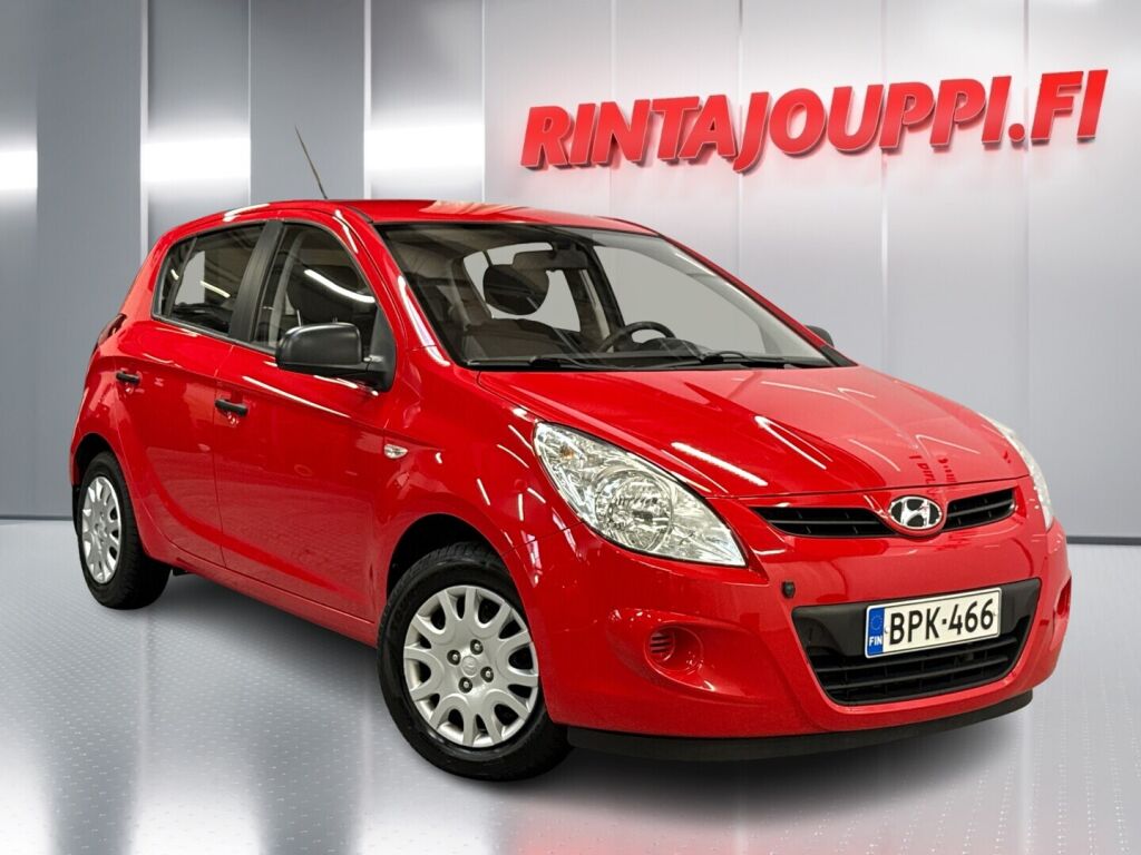 Hyundai i20 2011 Punainen