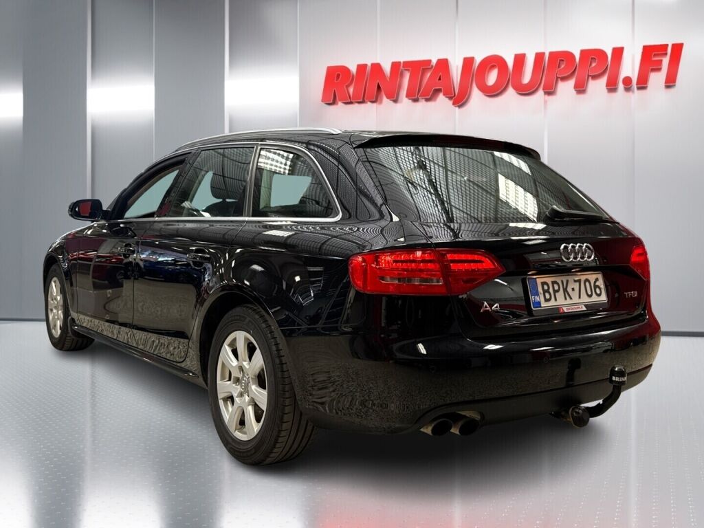 Audi A4 2011 Musta