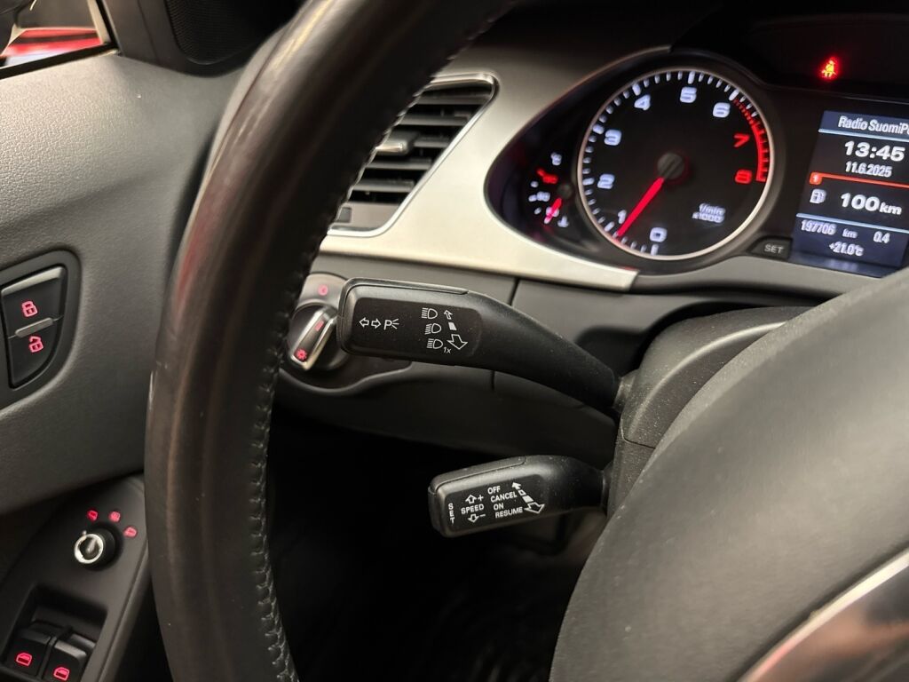 Audi A4 2011 Musta