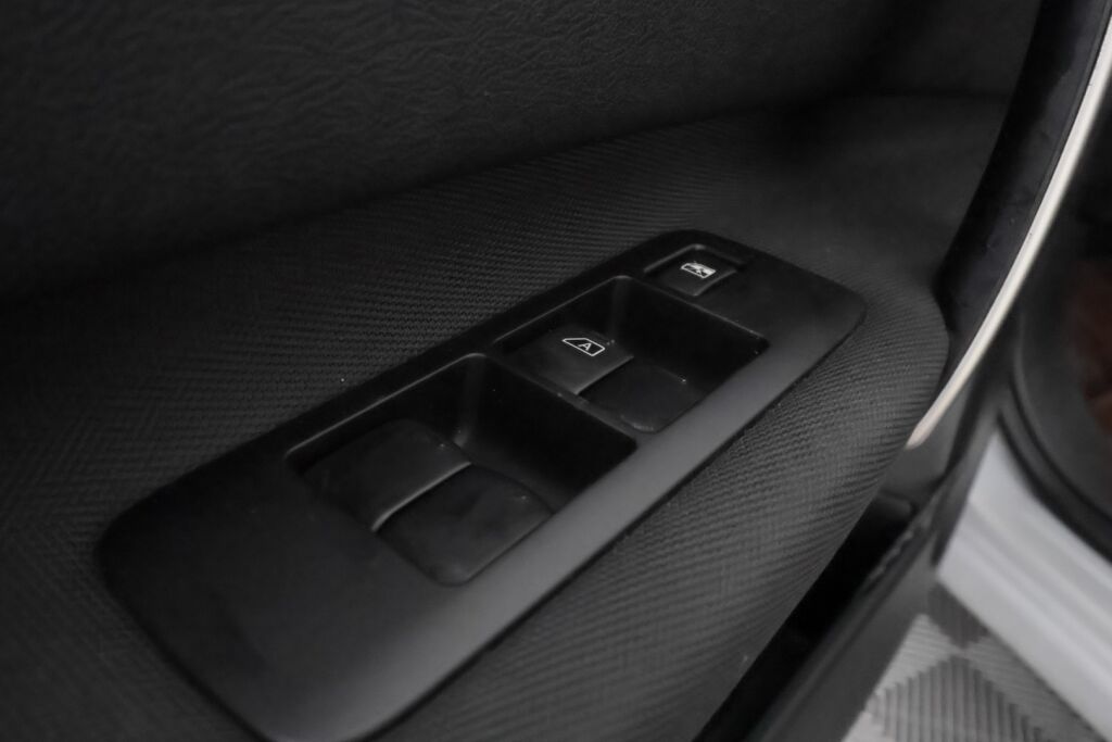 Nissan Qashqai 2011 Harmaa