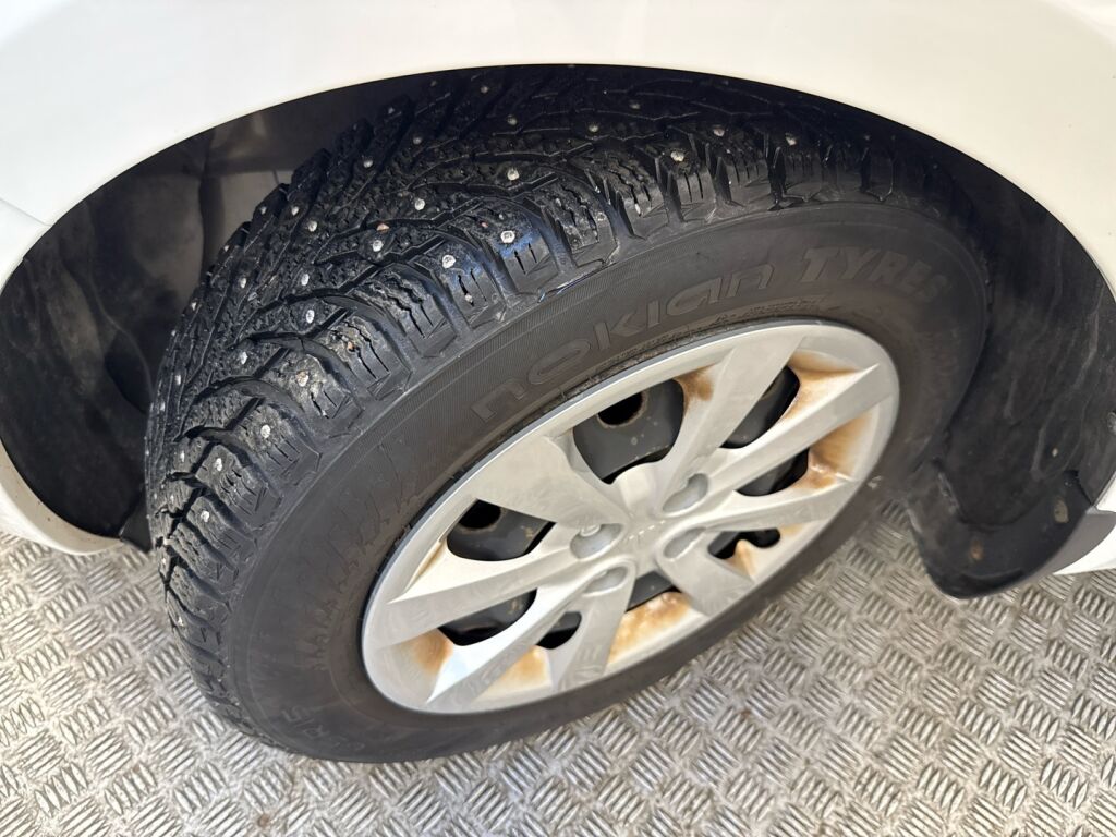 Kia Rio 2012 Valkoinen