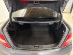 Mercedes-Benz C 2011 Musta