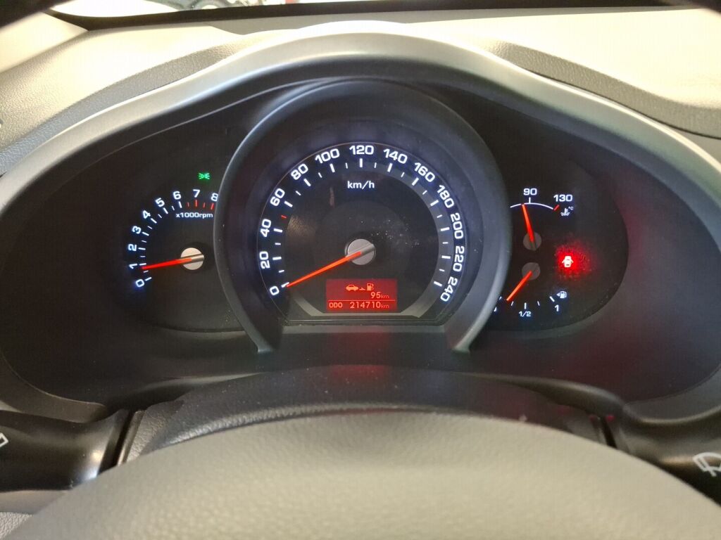 Kia Sportage 2012 Hopea