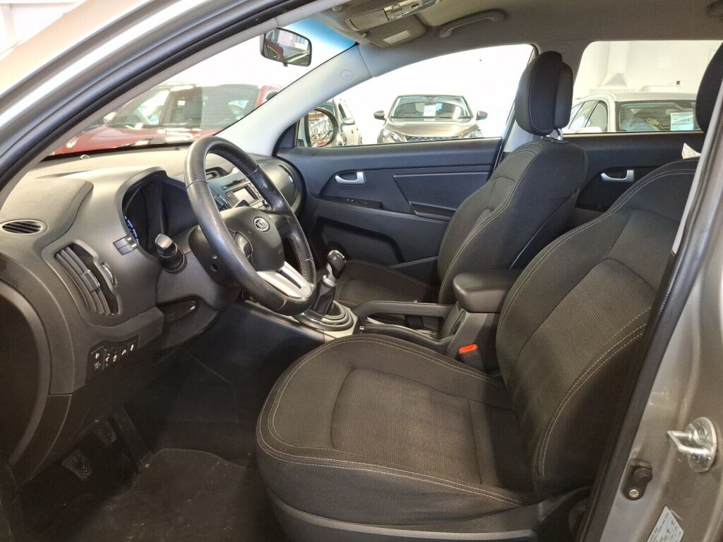 Kia Sportage 2012 Hopea