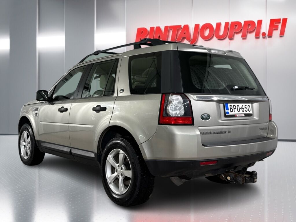 Land Rover Freelander 2012 Ruskea (beige)