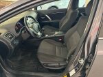 Toyota Avensis 2012 Harmaa