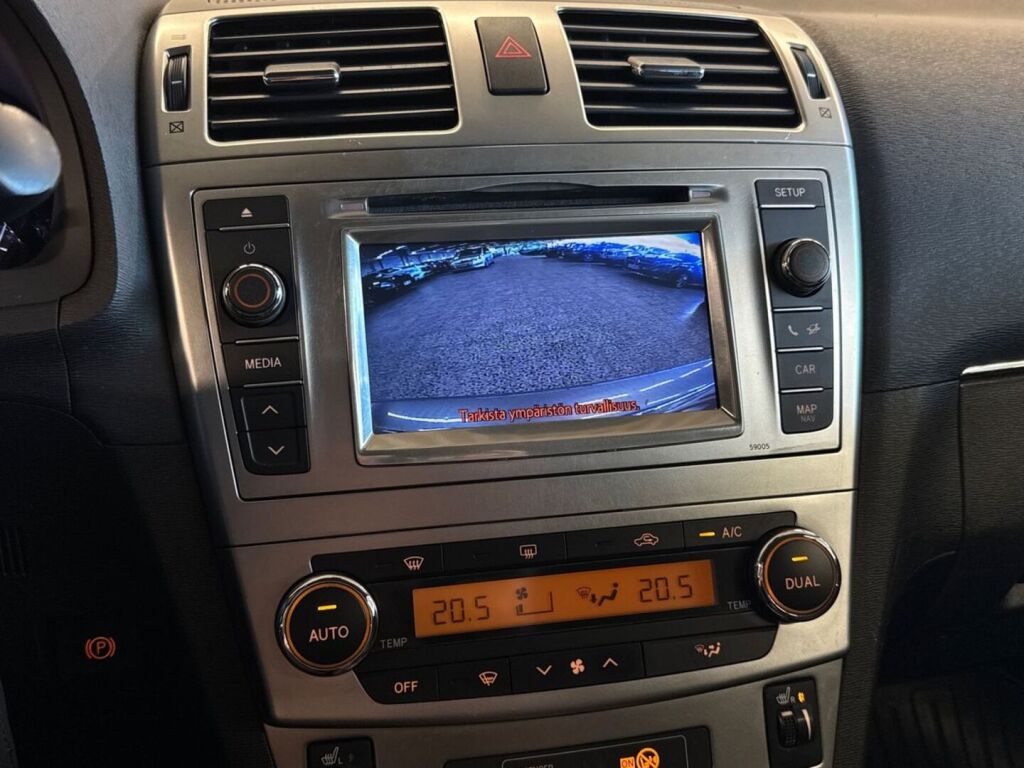 Toyota Avensis 2012 Harmaa