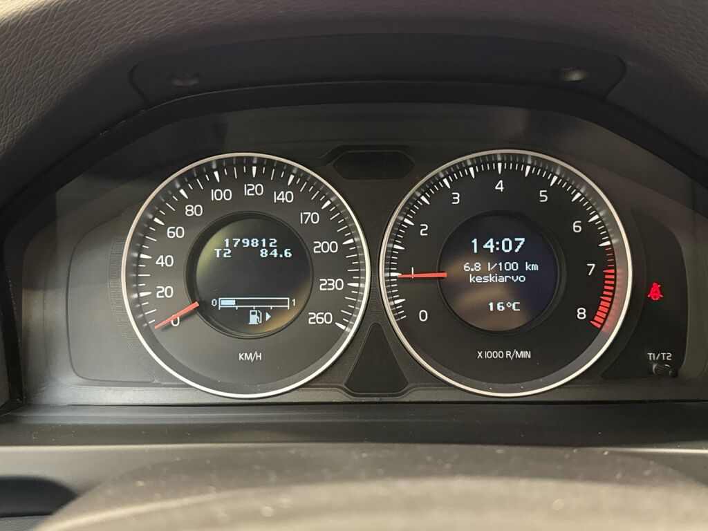 Volvo V60 2012 Ruskea (beige)