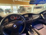 BMW 530 2003 Musta