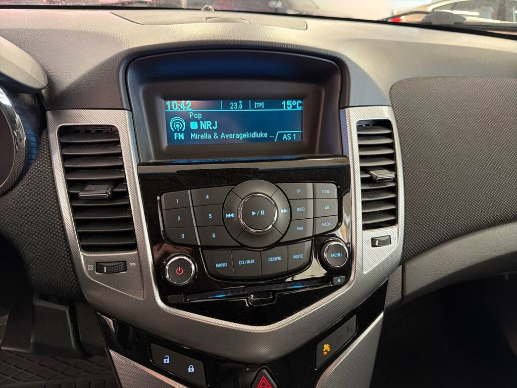 Chevrolet Cruze 2012 Musta