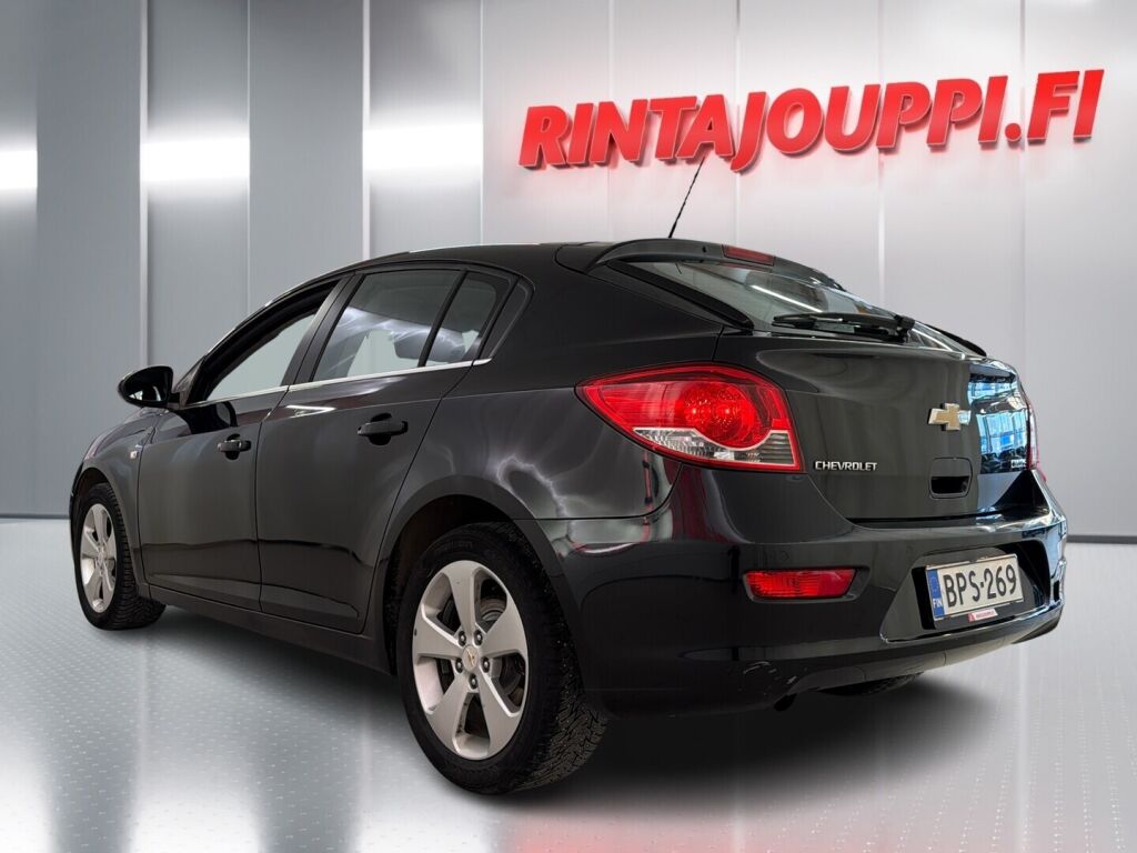 Chevrolet Cruze 2012 Musta