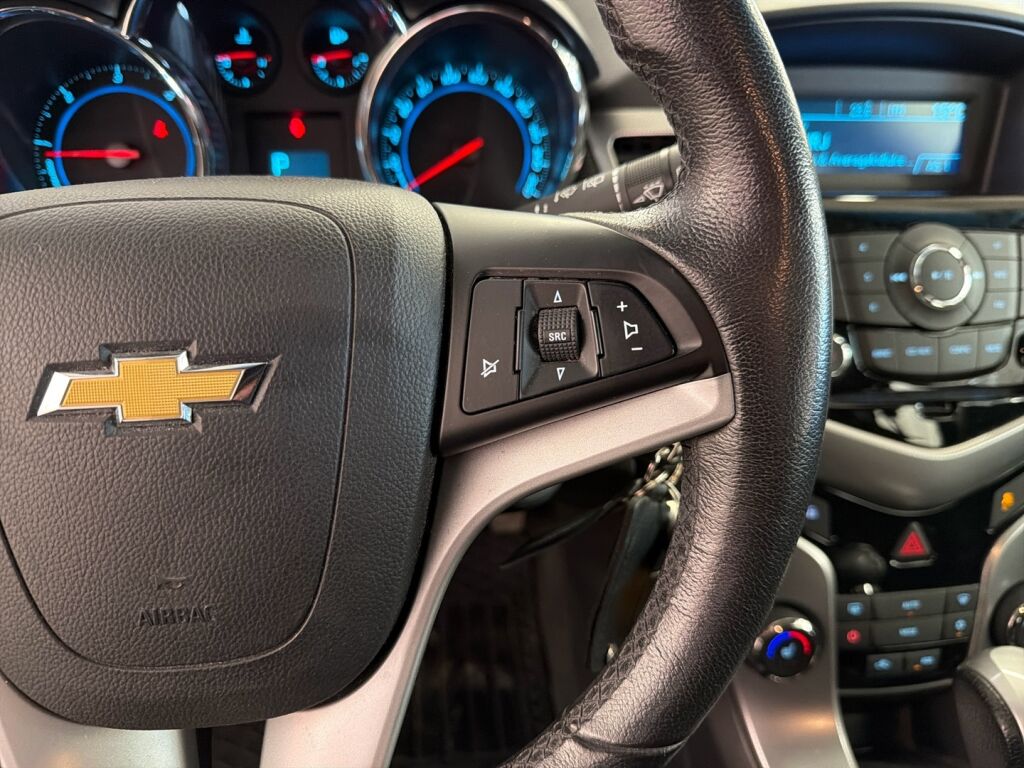 Chevrolet Cruze 2012 Musta