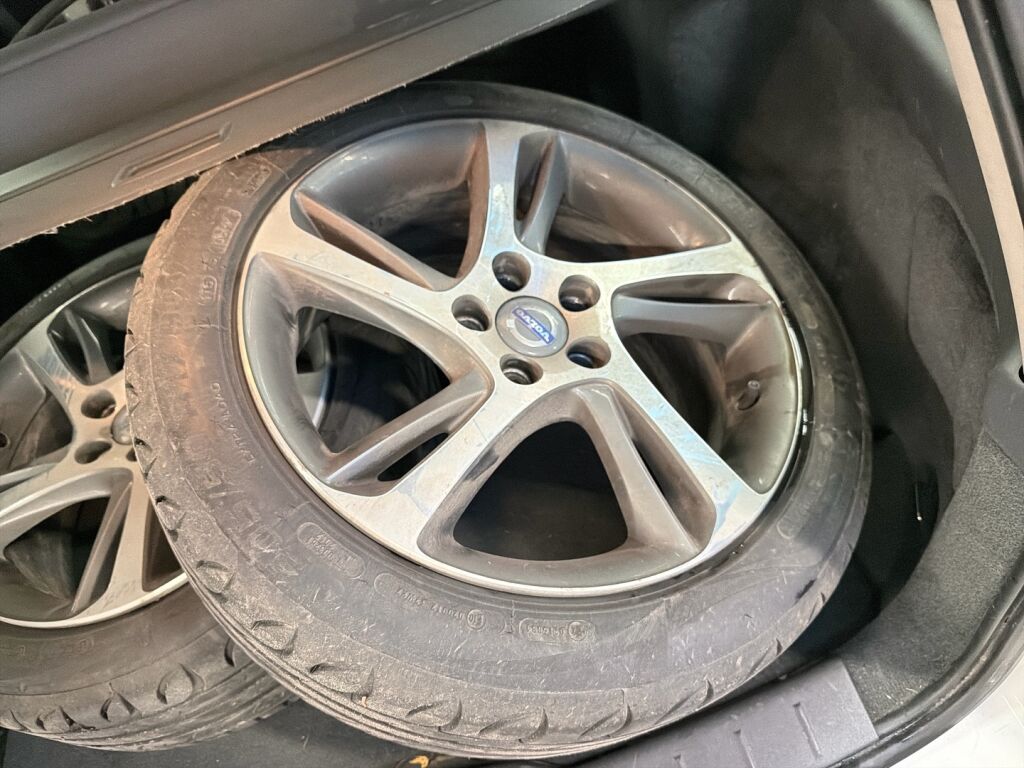 Volvo V50 2012 Valkoinen