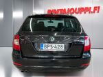 Skoda Superb 2012 Musta