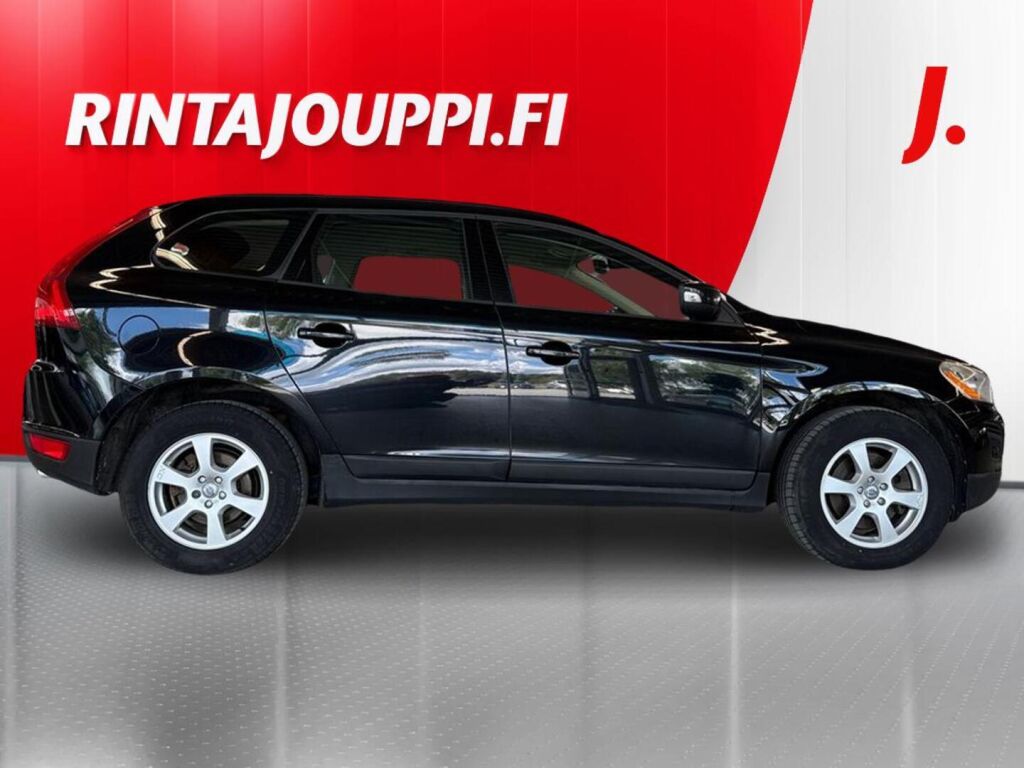 Volvo XC60 2012 Musta