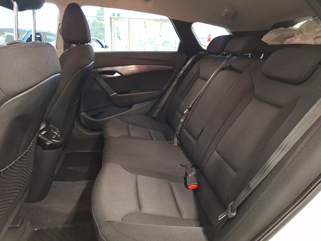 Hyundai i40 2012 Valkoinen