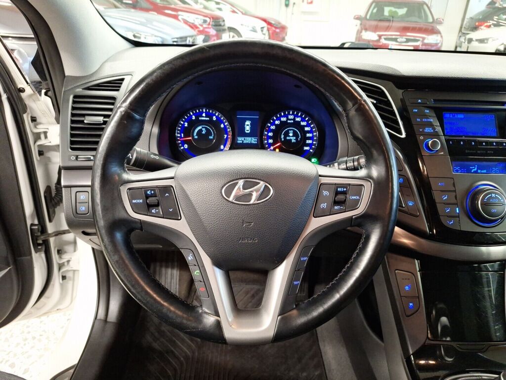 Hyundai i40 2012 Valkoinen