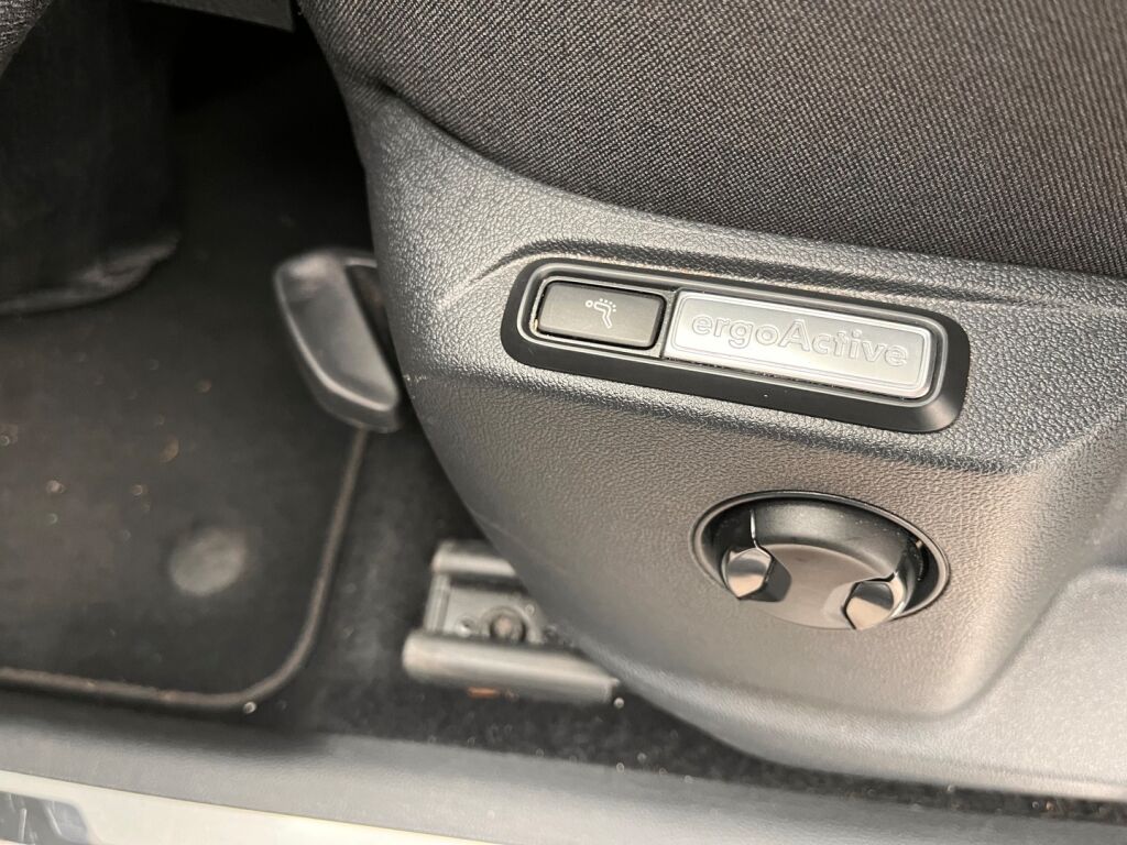 Volkswagen Tiguan 2022 Valkoinen