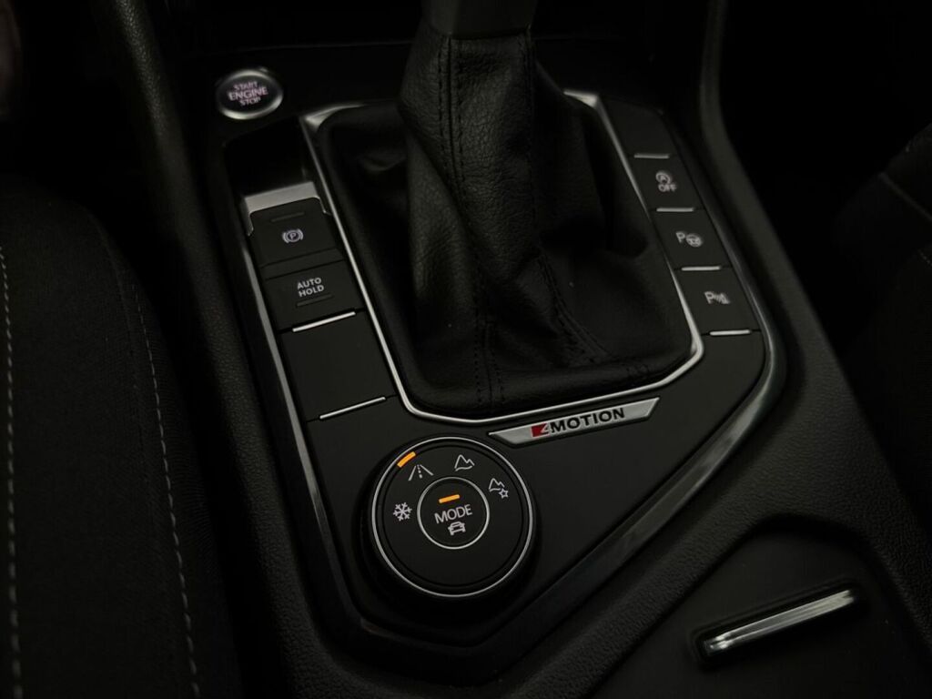 Volkswagen Tiguan 2022 Valkoinen