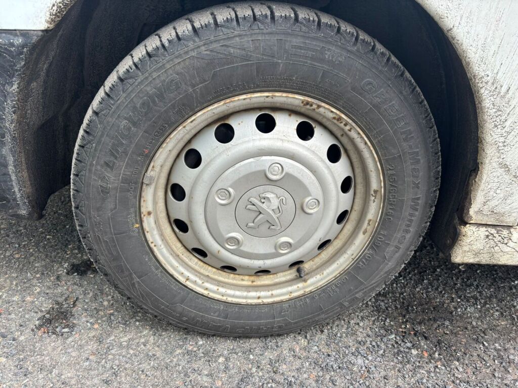 Peugeot Expert 2012 Valkoinen