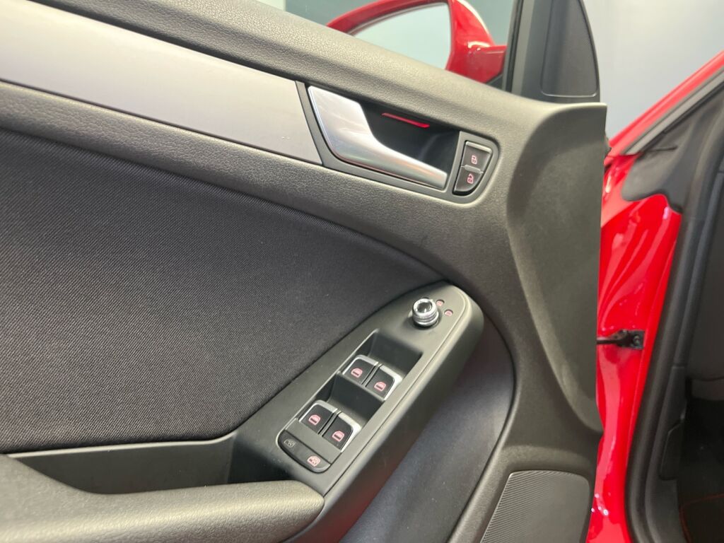 Audi A5 2012 Punainen