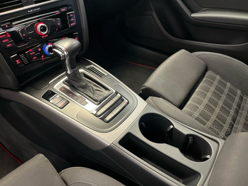 Audi A5 2012 Punainen