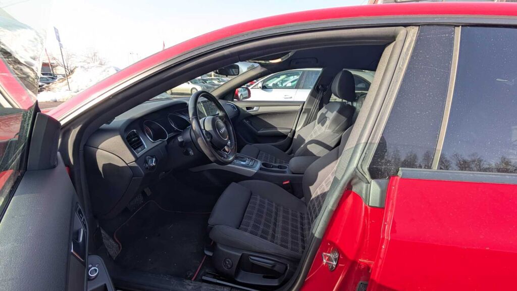 Audi A5 2012 Punainen