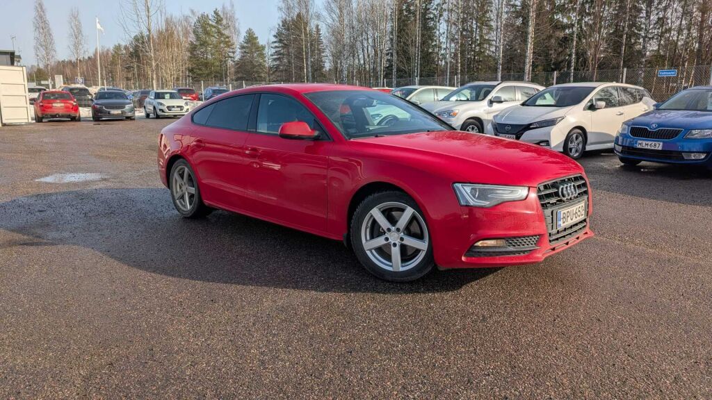 Audi A5 2012 Punainen