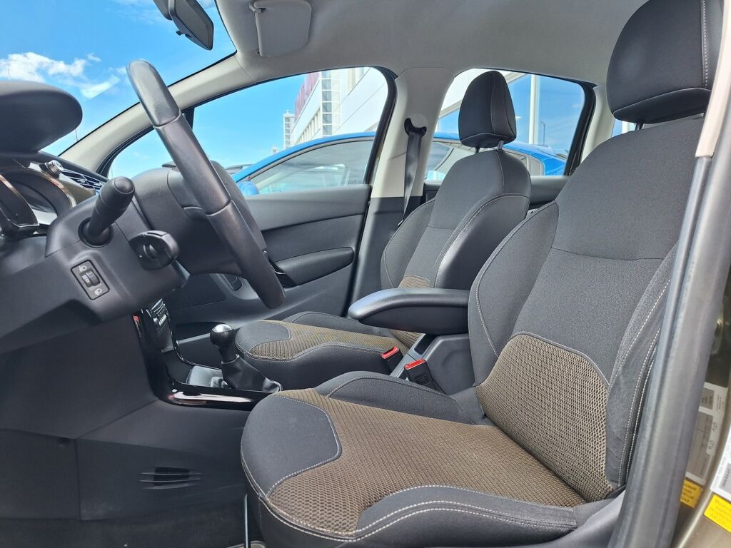 Citroen C3 2012 Ruskea (beige)
