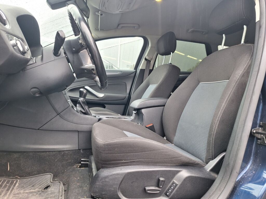 Ford Mondeo 2012 Sininen