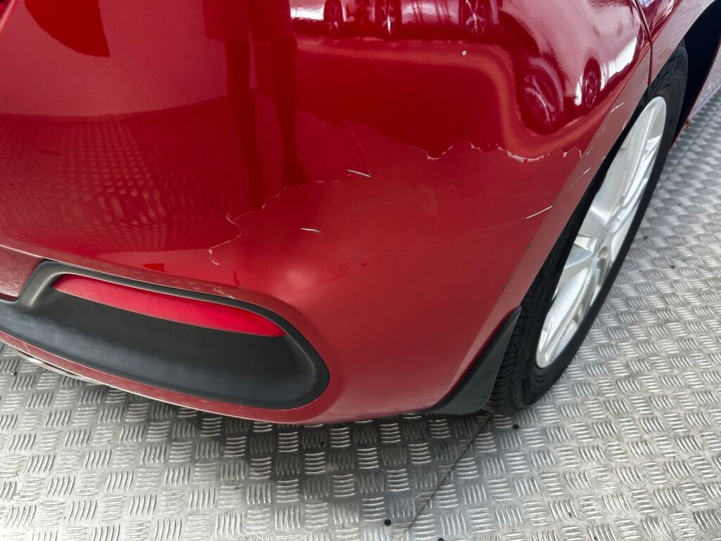 Kia Ceed 2013 Punainen
