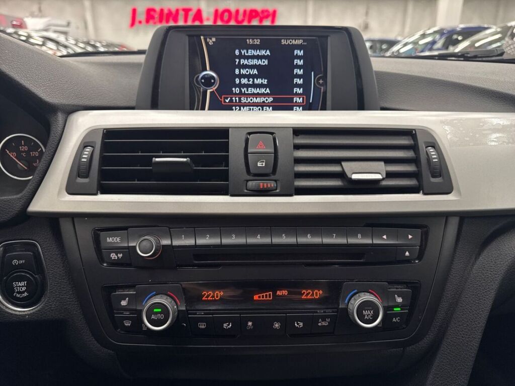 BMW 320 2013 Valkoinen