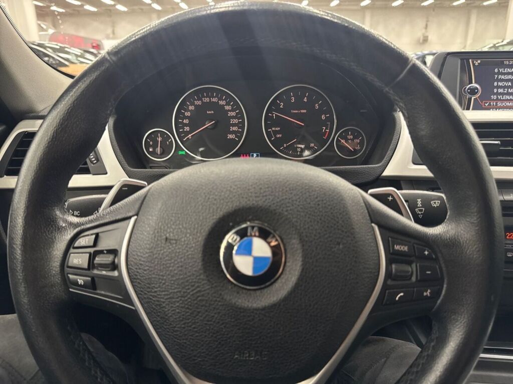 BMW 320 2013 Valkoinen