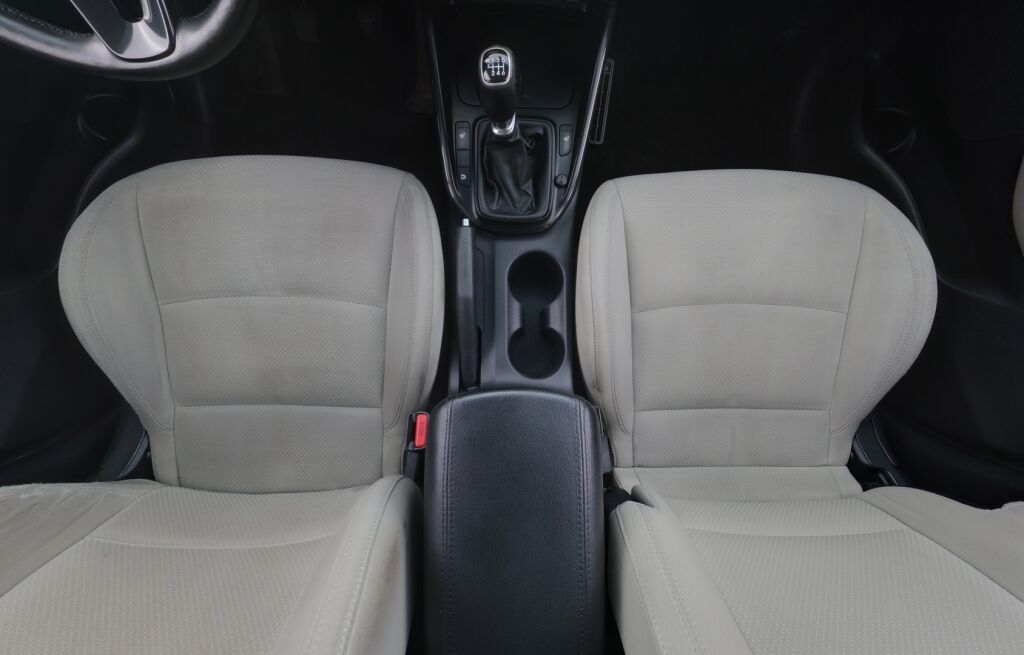 Kia Carens 2014 Hopea