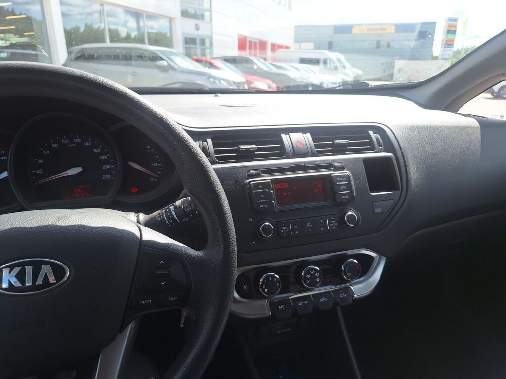 Kia Rio 2013 Ruskea (beige)