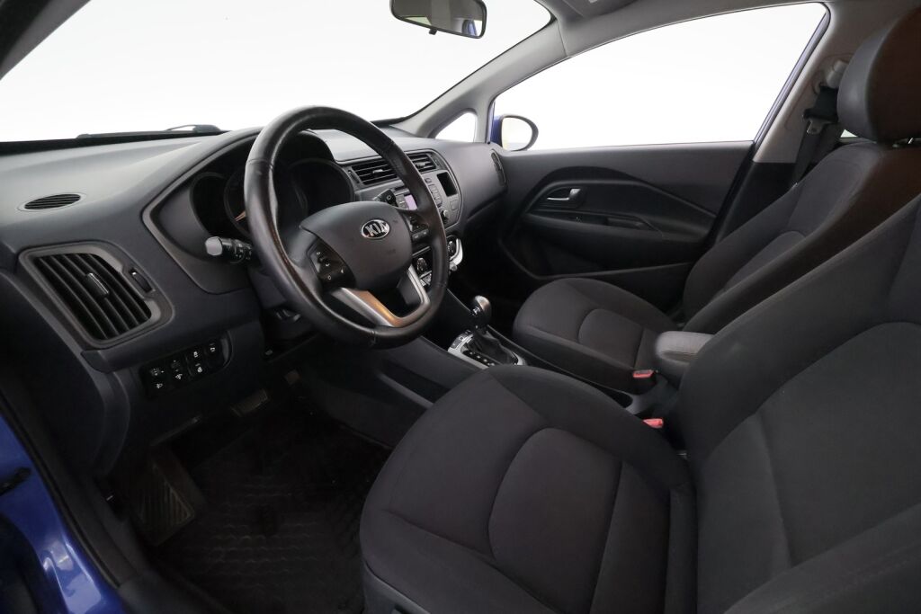 Kia Rio 2013 Sininen