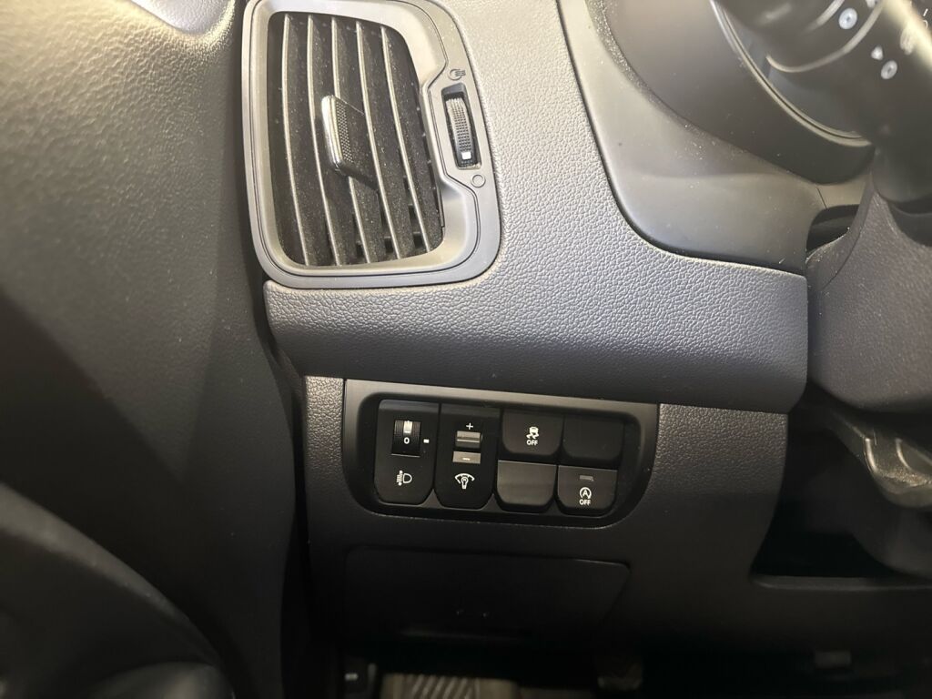 Kia Rio 2013 Valkoinen