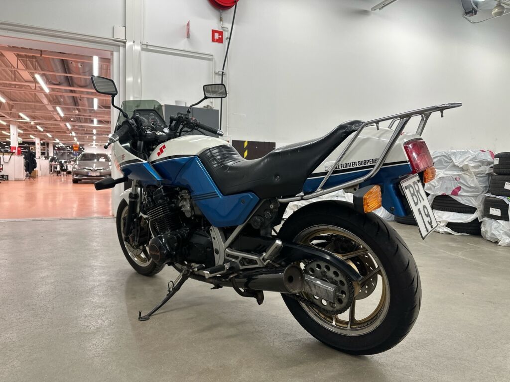 Suzuki GSX 1985 TJ V 92
