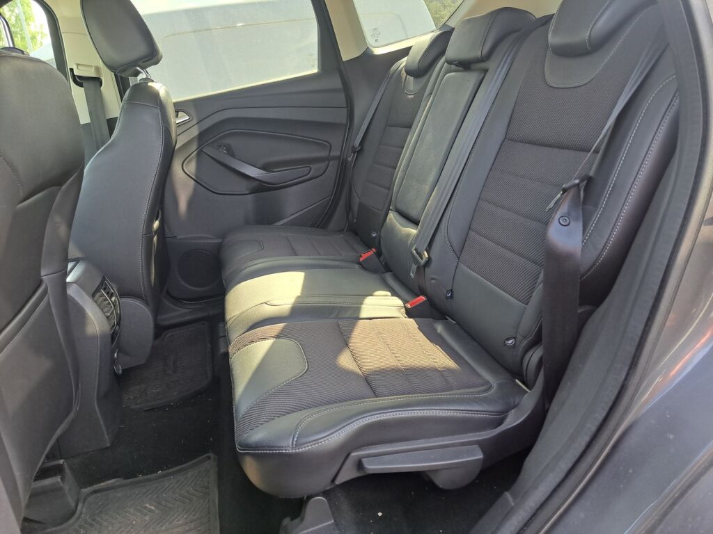 Ford Kuga 2013 Harmaa
