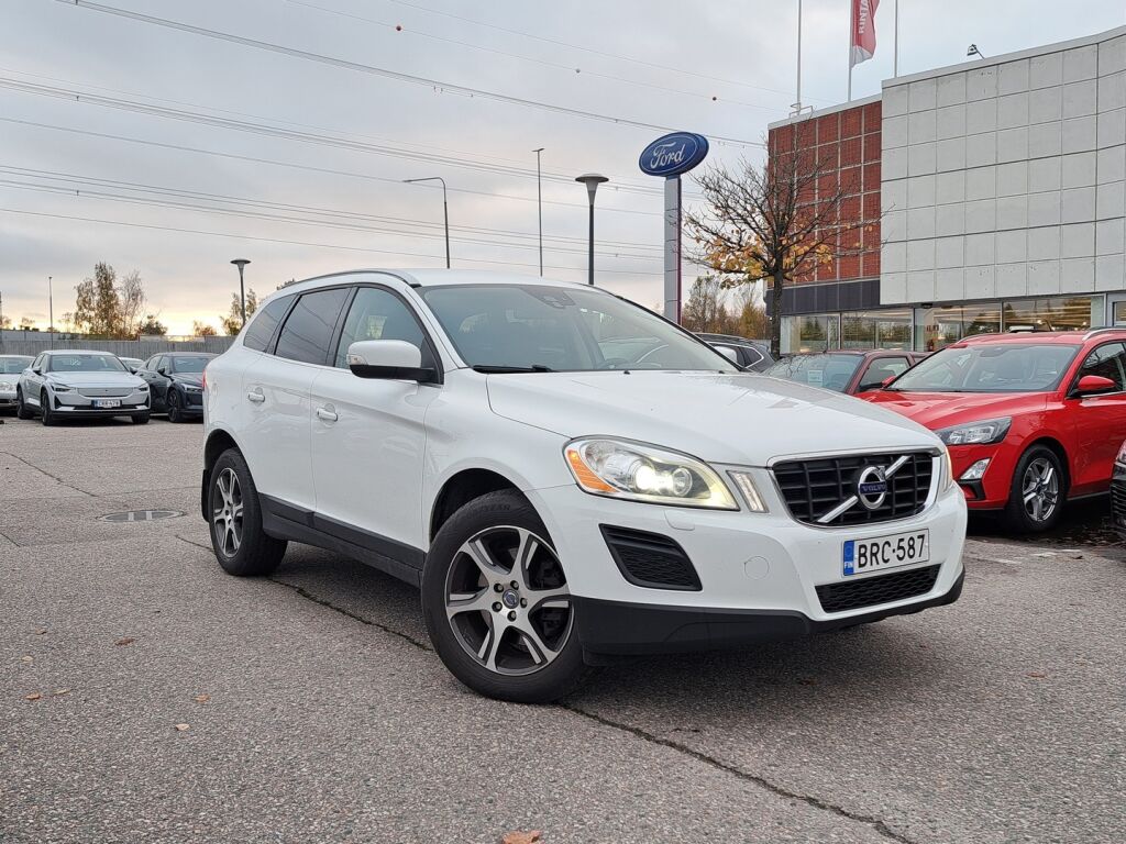 Volvo XC60 2013 Valkoinen