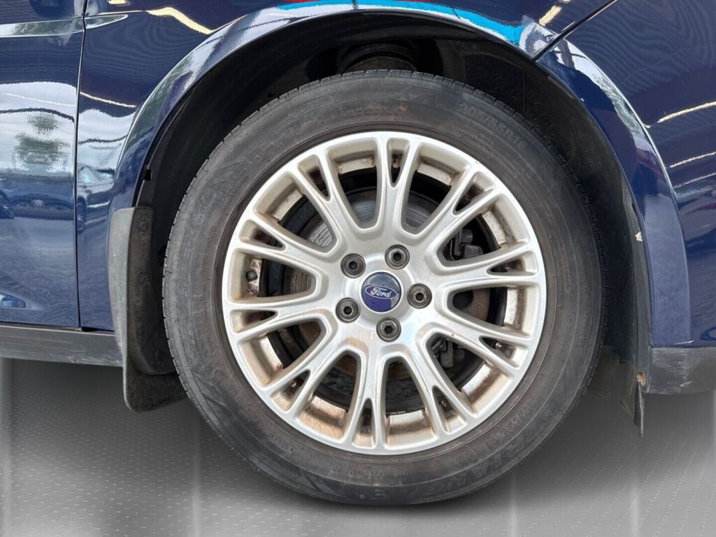 Ford Focus 2013 Sininen