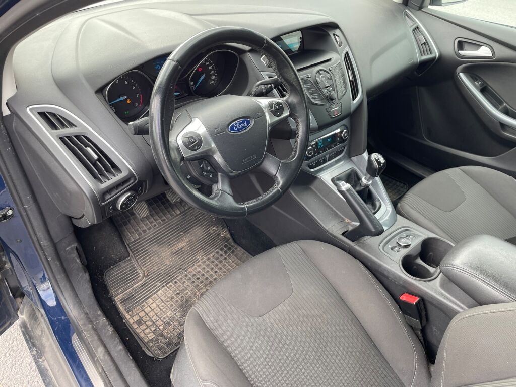 Ford Focus 2013 Sininen
